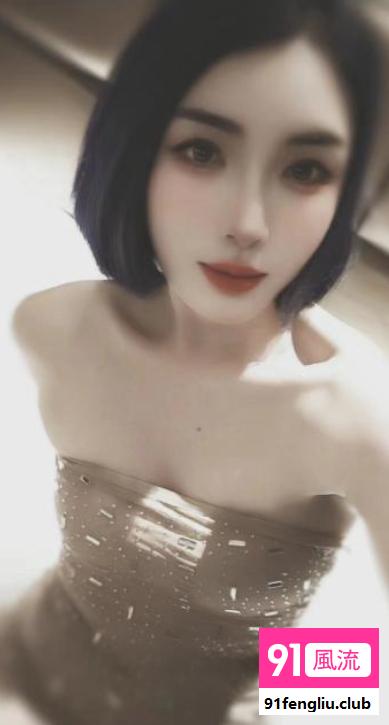 包河短发颜值小姐姐